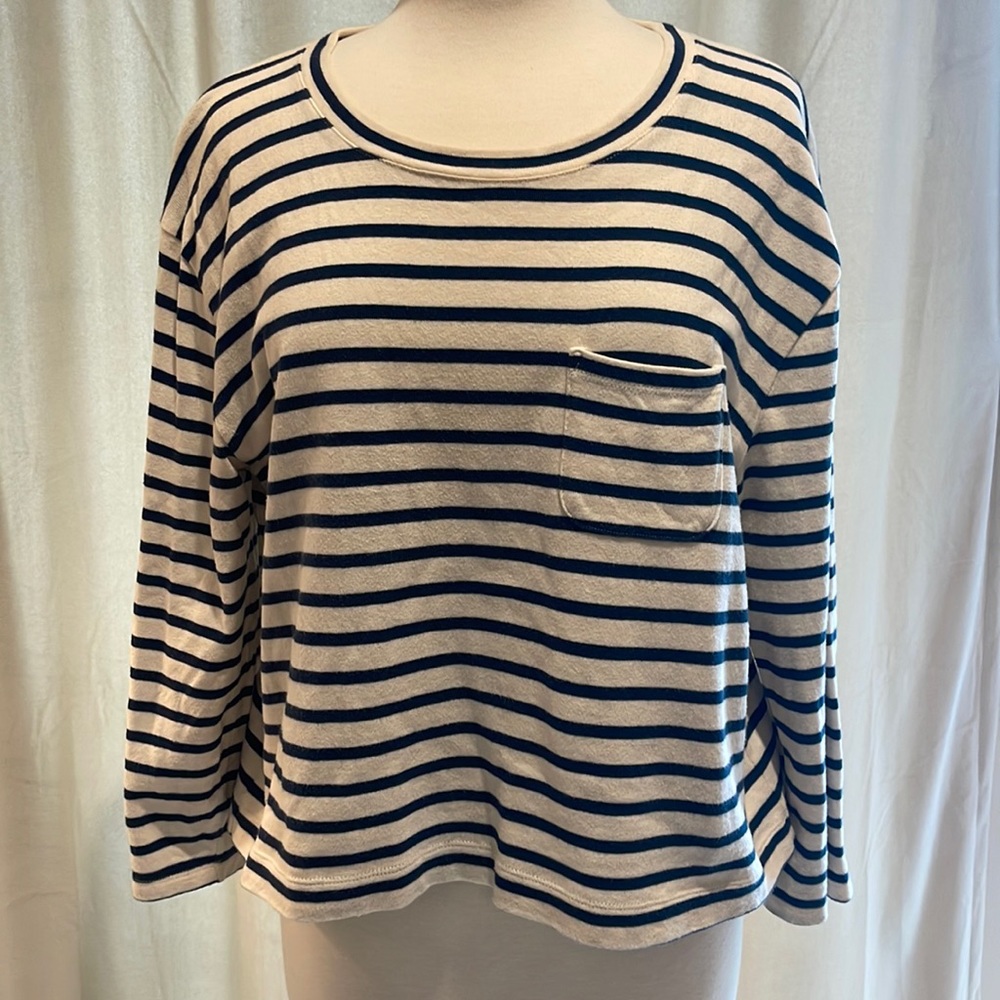 Madewell Sweatshirt style crop top